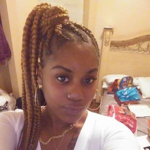 Meet your Posher, Deonsha